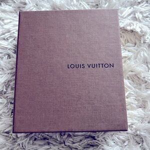 Louis Vuitton Gift Box 🎁